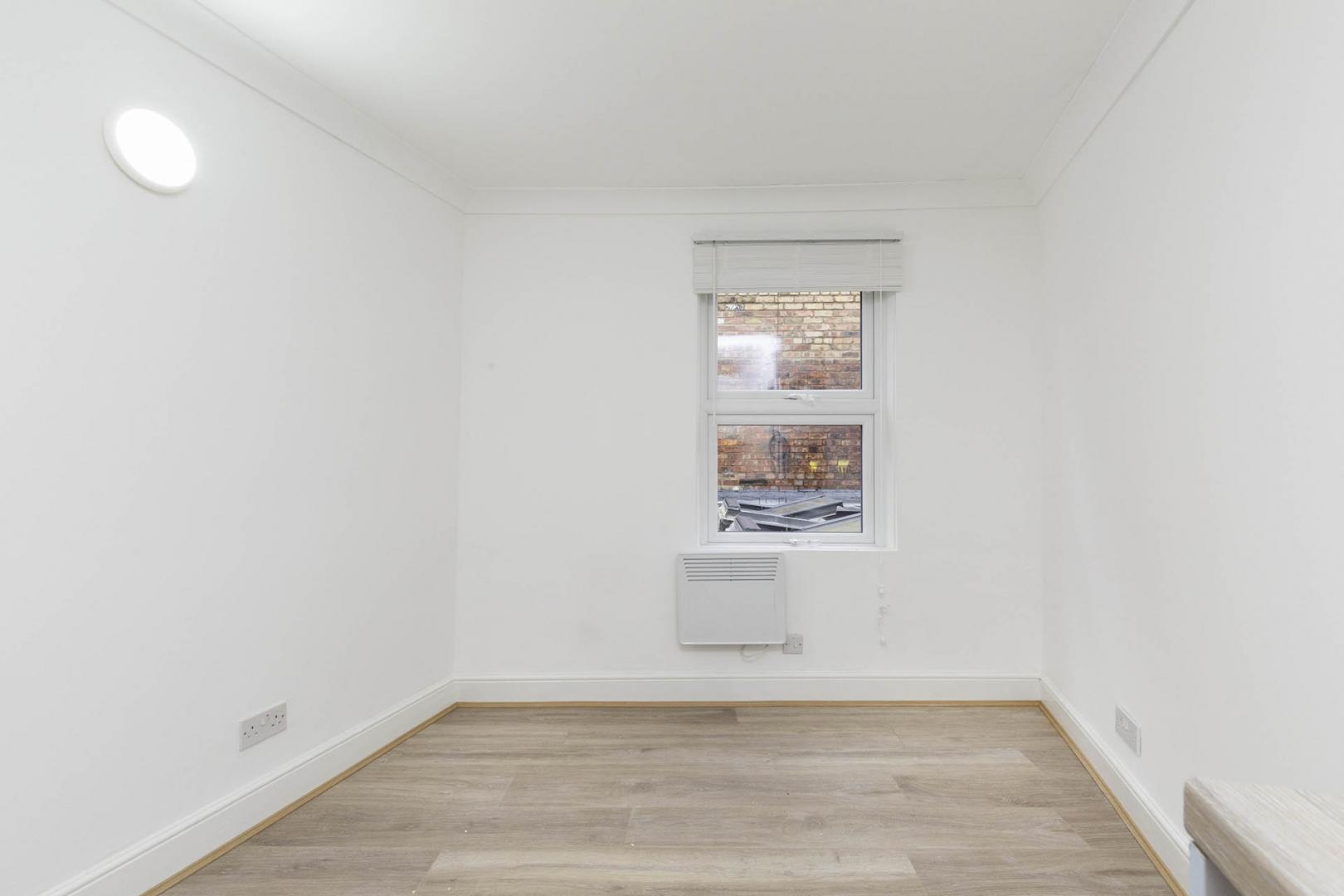 Modern Studio High Road, Willesden 